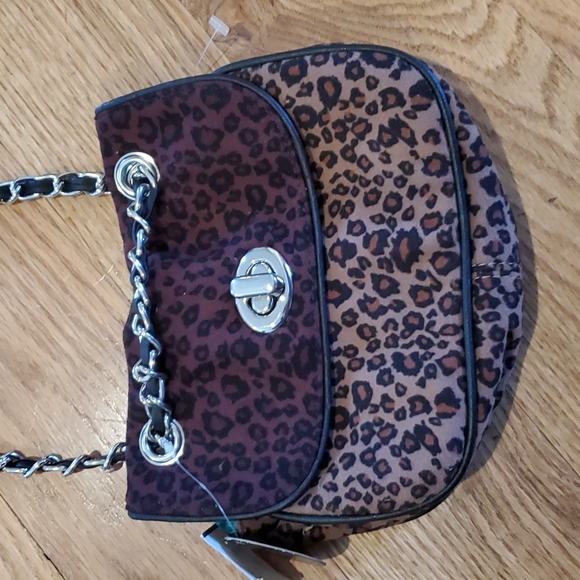 von maur | Bags | Von Maur Purse Small Camel Leopard Print New | Poshmark